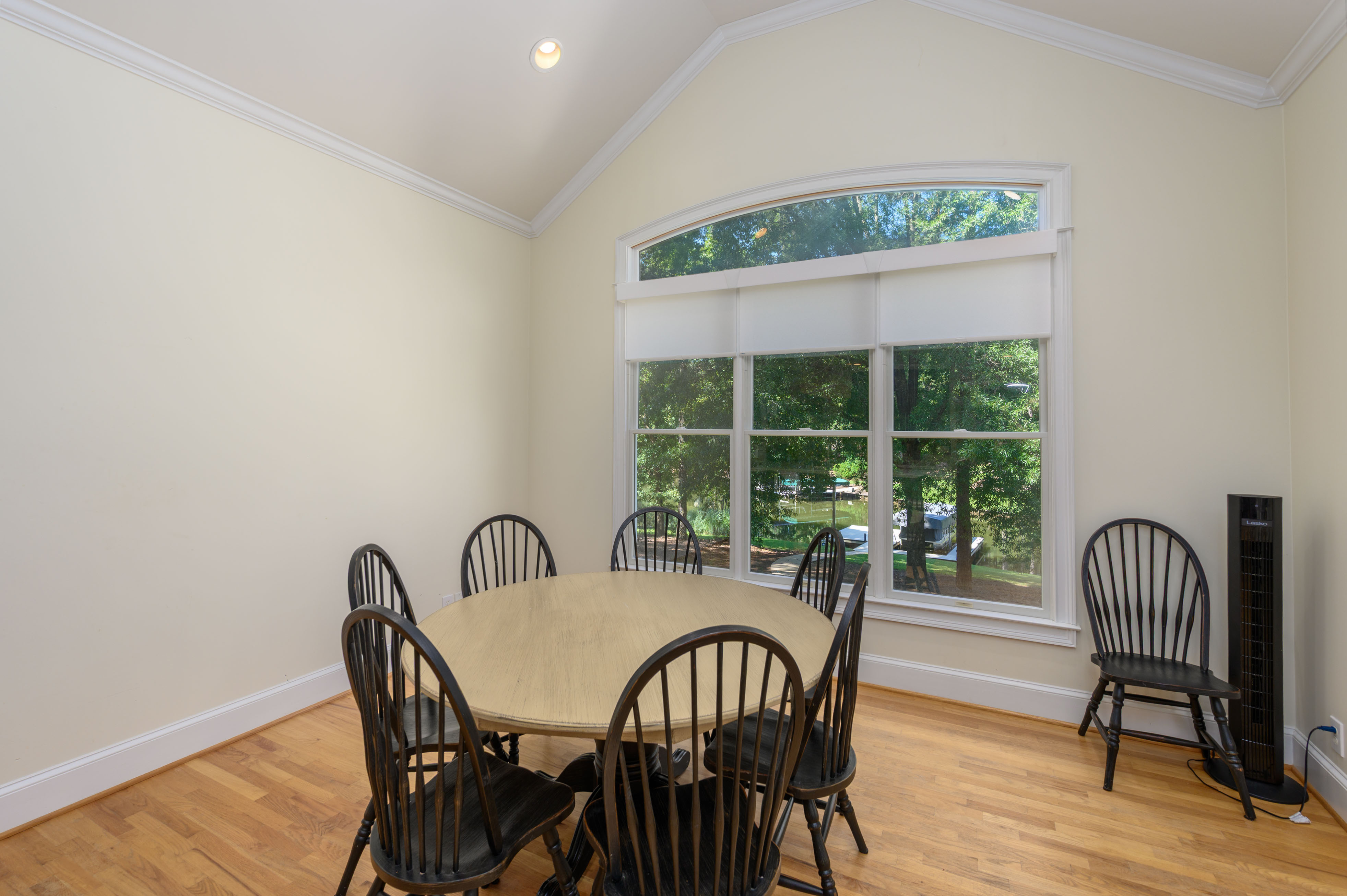 1021 Fleming's Knoll image 18